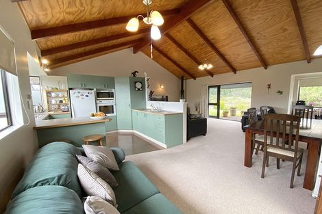 Photo of property in 152 Mayfair Avenue, Whangamata, 3620