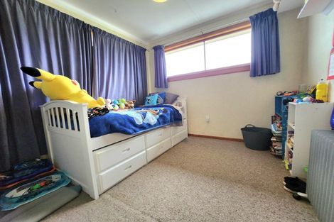 Photo of property in 16 Oxford Street, Holmes Hill, Oamaru, 9401