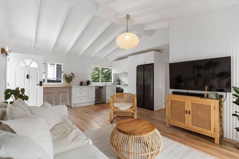 Photo of property in 7d Yeoman Place, Howick, Auckland, 2014