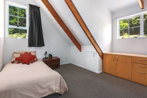 Photo of property in 10 Ration Lane, Whitby, Porirua, 5024