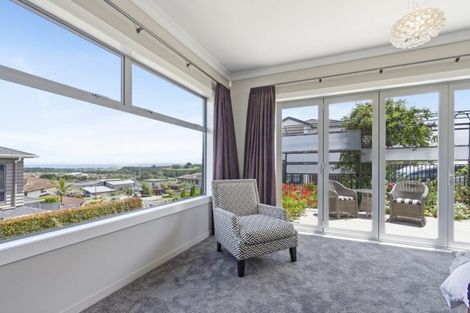 Photo of property in 27 Aldon Lane, The Gardens, Auckland, 2105