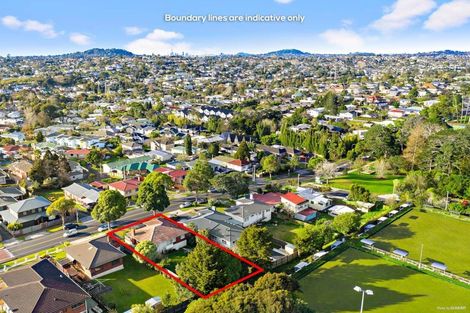 Photo of property in 21 Terry Street, Blockhouse Bay, Auckland, 0600
