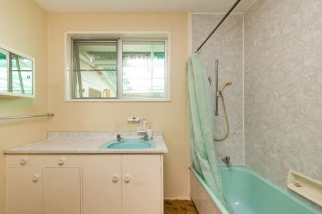 Photo of property in 660b Roberts Line, Kelvin Grove, Palmerston North, 4470