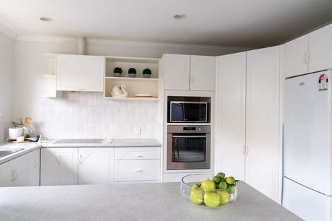 Photo of property in 4 Oleander Lane, Mount Maunganui, 3116