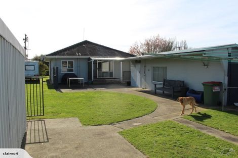 Photo of property in 8 Vardon Road, St Andrews, Hamilton, 3200