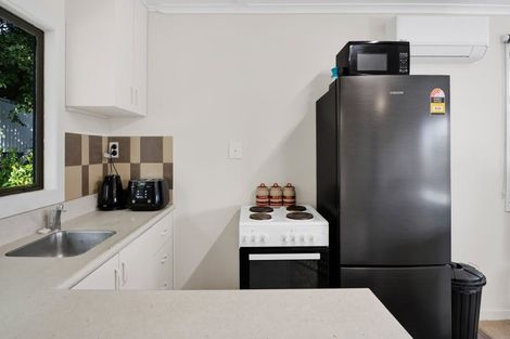 Photo of property in 6c Oswald Place, Stratford, 4332