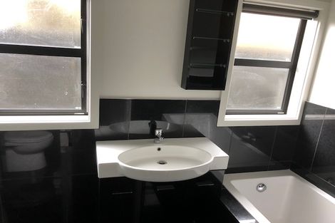 Photo of property in 7a Florence Avenue, Palmerston North, 4414