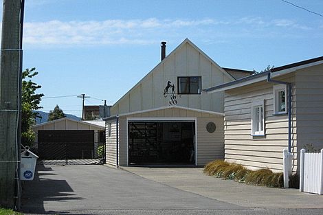 Photo of property in 2/15 North Street, Redwoodtown, Blenheim, 7201