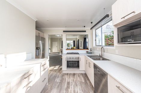 Photo of property in 22 Cumbrae Place, Aramoho, Whanganui, 4500