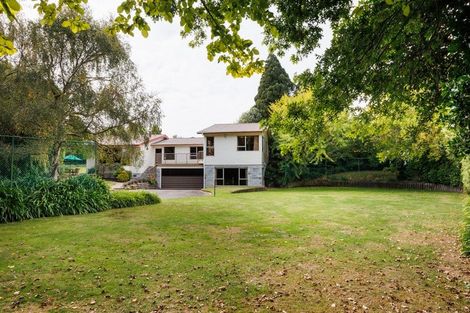 Photo of property in 10 Epsom Road, Hokowhitu, Palmerston North, 4410