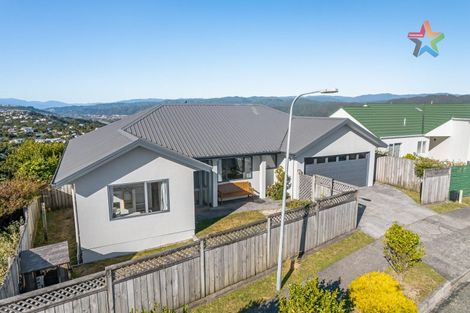 Photo of property in 87 Cypress Drive, Maungaraki, Lower Hutt, 5010