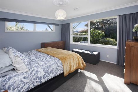 Photo of property in 10 Ashcroft Place, Burnside, Christchurch, 8053