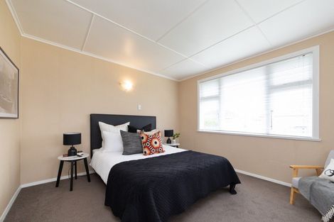 Photo of property in 16 Aberdeen Avenue, Takaro, Palmerston North, 4412