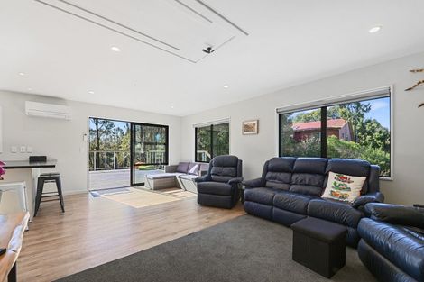 Photo of property in 11 Brownlee Drive, Moana, 7872