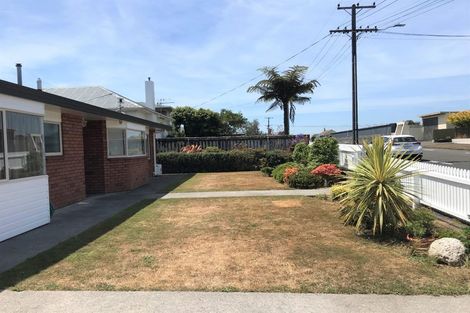 Photo of property in 5 Wilton Street, Westown, New Plymouth, 4310