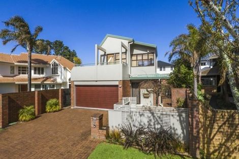 Photo of property in 2c Braemar Road, Castor Bay, Auckland, 0620