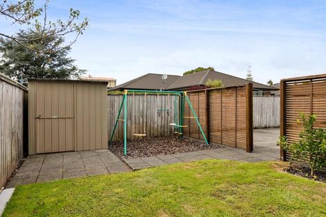 Photo of property in 2a Faber Place, Inglewood, 4330