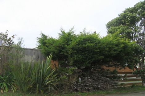 Photo of property in 22 Conclusion Street, Ascot Park, Porirua, 5024