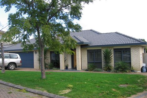 Photo of property in 13 Hinckley Court, Dannemora, Auckland, 2016