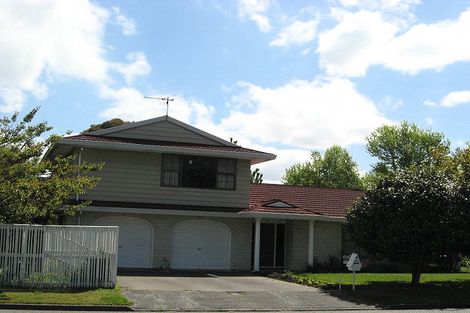 Photo of property in 14 Witbrock Crescent, Burnside, Christchurch, 8053