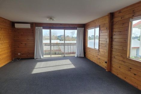 Photo of property in 170 Frankley Road, Frankleigh Park, New Plymouth, 4310