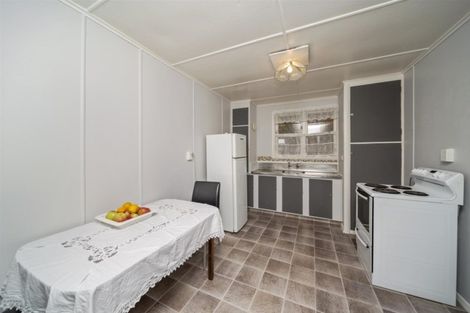 Photo of property in 46 Hussey Street, Waverley, 4510