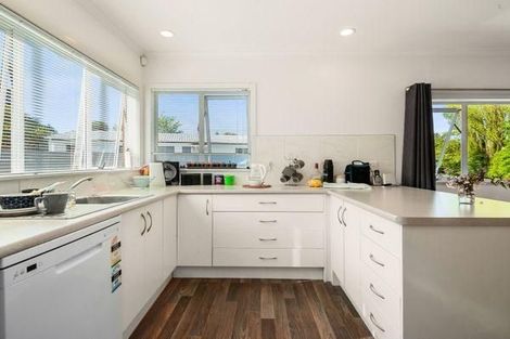 Photo of property in 64d Fairview Road, Western Heights, Rotorua, 3015