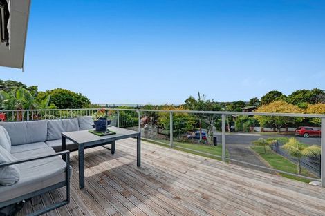 Photo of property in 6 Rakino Avenue, Manly, Whangaparaoa, 0930