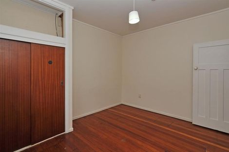 Photo of property in 218 Coutts Street, Rongotai, Wellington, 6022