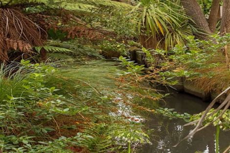 Photo of property in 17 Joyce Crescent, Ilam, Christchurch, 8041