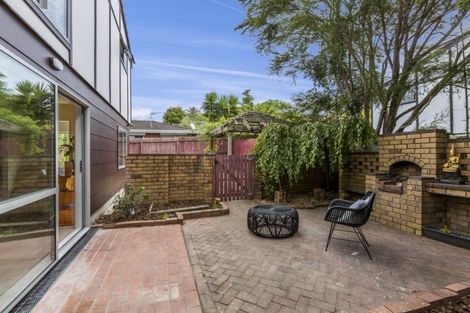 Photo of property in 50 Kohekohe Street, New Lynn, Auckland, 0600