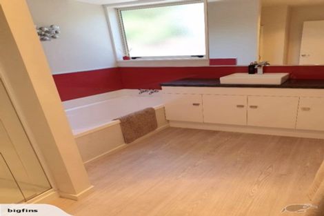 Photo of property in 76 Blue Gum Place, New Brighton, Christchurch, 8083