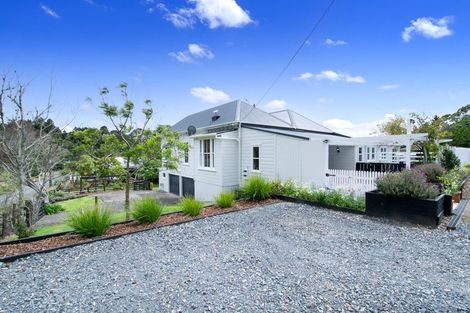 Photo of property in 12 Mildon Road, Waitakere, Auckland, 0782