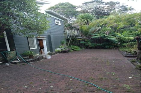 Photo of property in 184 Old Titirangi Road, Titirangi, Auckland, 0604