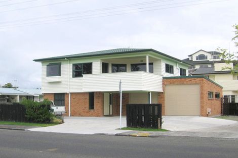 Photo of property in 32 Vale Street, Otumoetai, Tauranga, 3110
