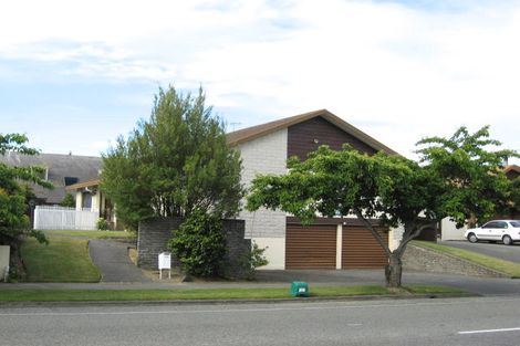 Photo of property in 214 Maidstone Road, Avonhead, Christchurch, 8042