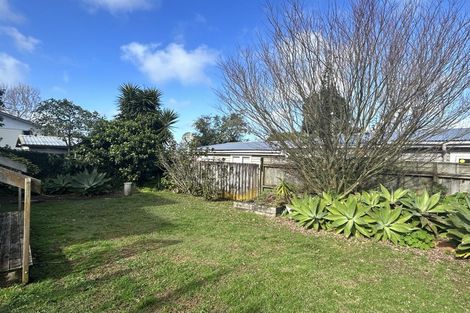 Photo of property in 1/178 Waimumu Road, Massey, Auckland, 0614