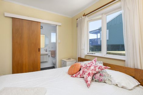 Photo of property in 24 Norrie Avenue, Raglan, 3225