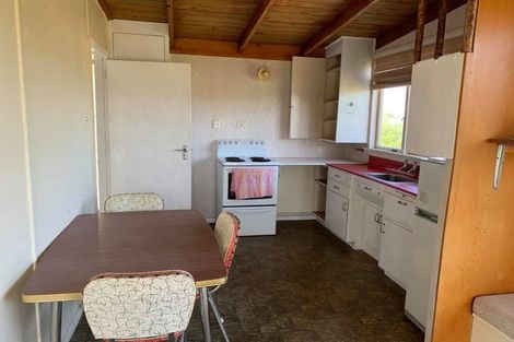 Photo of property in 18 Toru Road, Paraparaumu Beach, Paraparaumu, 5032