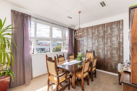 Photo of property in 233 Riddiford Street, Newtown, Wellington, 6021