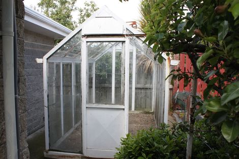 Photo of property in 17a Bradshaw Street, South Dunedin, Dunedin, 9012