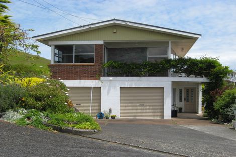 Photo of property in 56 Scott Avenue, Mangere Bridge, Auckland, 2022