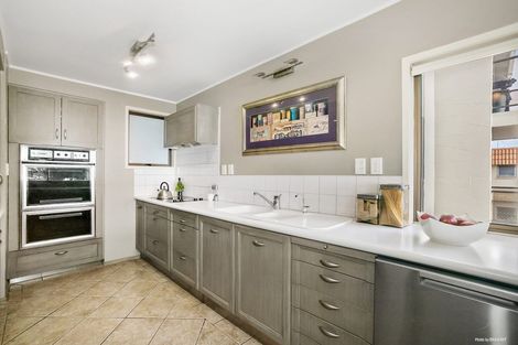 Photo of property in 5/277 Tamaki Drive, Kohimarama, Auckland, 1071