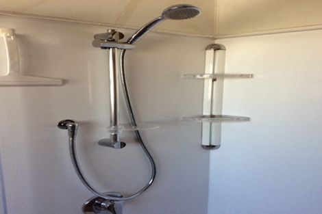 Photo of property in 2/170 Ennis Avenue, Pakuranga Heights, Auckland, 2010