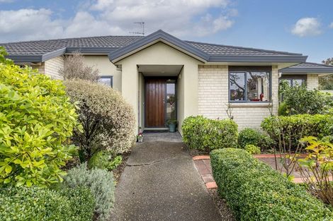 Photo of property in 162 Guildford Drive, Paraparaumu Beach, Paraparaumu, 5032