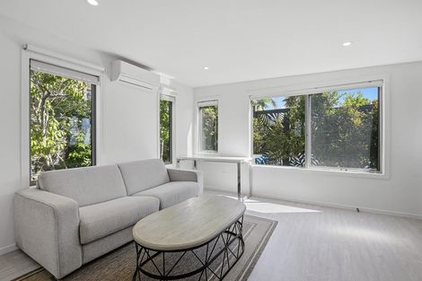 Photo of property in 22a Eastcliffe Road, Castor Bay, Auckland, 0620