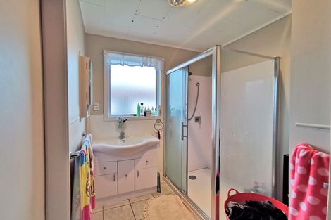 Photo of property in 57 Casuarina Road, Half Moon Bay, Auckland, 2012