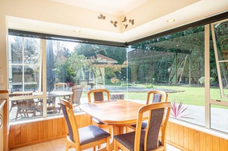 Photo of property in 50 Waicola Drive, Fitzherbert, Palmerston North, 4471