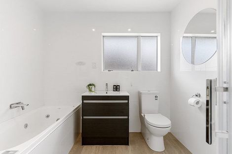 Photo of property in 199b Captain Springs Road, Onehunga, Auckland, 1061