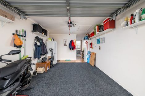 Photo of property in 5 Herbert Street, Waimate, 7924